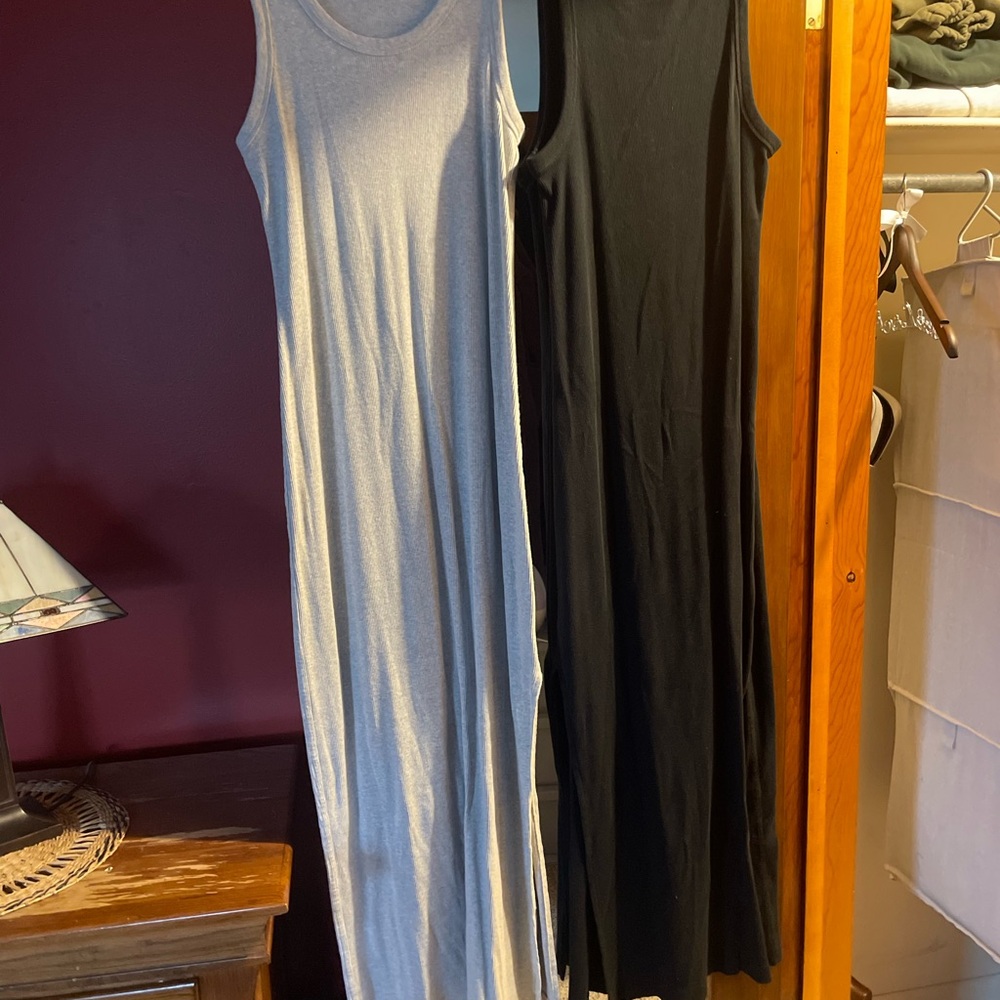 Sleeveless Gray and Black Maxi Dress Set